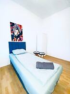 Spacious 4 BR Apt Perfect for Groups