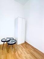 Spacious 4 BR Apt Perfect for Groups