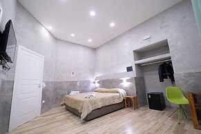 GREROS H. ROOMS NAPOLI CENTRO