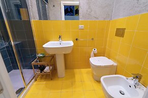 P.C. BOUTIQUE H. CASTEL NUOVO