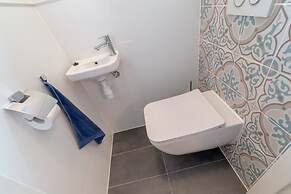 Spacious Holiday Home With Sauna Near Beach