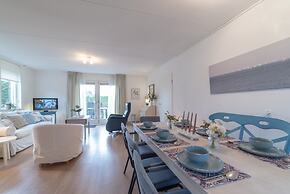 Spacious Holiday Home With Sauna Near Beach