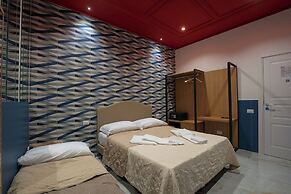 H.R. BOUTIQUE PORTO NAPOLI CENTRO