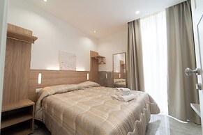 H.R. BOUTIQUE PORTO NAPOLI CENTRO