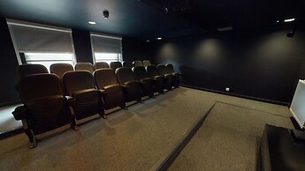 Student Only Collingwood