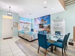 Under The Sea Vacation Pool Spa Home