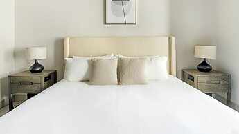 The Hayworth Apartments By Barsala