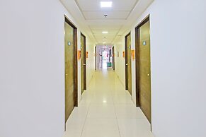 OYO 1144 1318 Residences