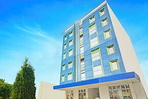 OYO 1144 1318 Residences