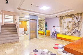 OYO 1144 1318 Residences