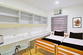 OYO 1144 1318 Residences