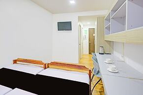 OYO 1144 1318 Residences