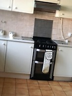 London Charm Retreat - Central Location