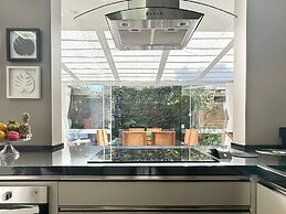 Casa Moderna e Aconchegante