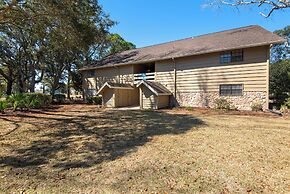 Sleeps 8 w/ Resort Pools, Tennis, Golf & Beach Access + Attraction Tic