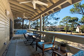 Sleeps 8 w/ Resort Pools, Tennis, Golf & Beach Access + Attraction Tic