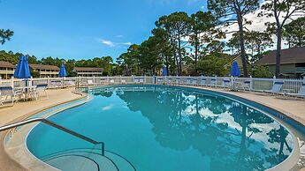Sleeps 8 w/ Resort Pools, Tennis, Golf & Beach Access + Attraction Tic