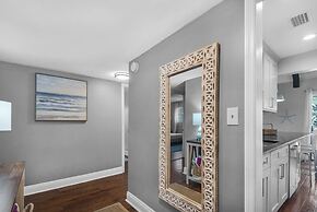 Sleeps 8 w/ Resort Pools, Tennis, Golf & Beach Access + Attraction Tic