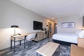 Sandman Signature Las Colinas Hotel & Suites