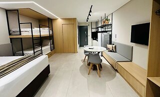 Box 150 - LikeHome Hospedagens