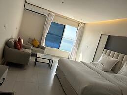 Hayat Haql Hotel and Marina