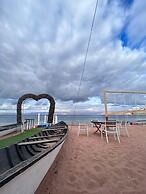 Hayat Haql Hotel and Marina