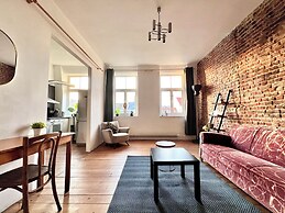 Spacious Family Apartment Midi