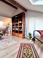 Spacious Family Apartment Midi