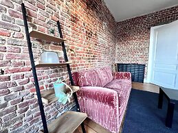 Spacious Family Apartment Midi