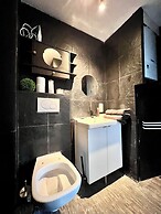 Spacious Family Apartment Midi