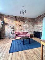 Spacious Family Apartment Midi