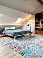 Spacious Family Apartment Midi