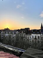 Spacious Family Apartment Midi