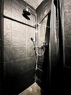 Spacious Family Apartment Midi