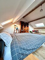 Spacious Family Apartment Midi