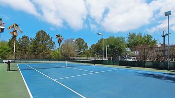 Palms Resort 2813: 2br, Pools, Courts, Gulf Views & Minutes to Beach!