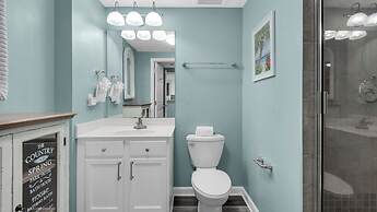 Palms Resort 2813: 2br, Pools, Courts, Gulf Views & Minutes to Beach!