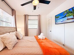 Waterfront Florida Vibes and Views - King Bed