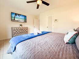Waterfront Florida Vibes and Views - King Bed