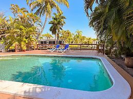 Waterfront Florida Vibes and Views - King Bed