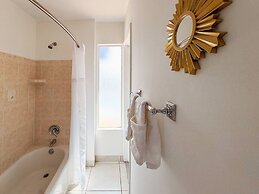 Waterfront Florida Vibes and Views - King Bed