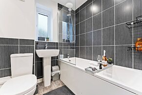 City Centre House.Parking.Sofa Bed.WIFI