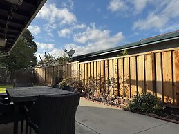 Sunnyvale 3B2b Super Big House
