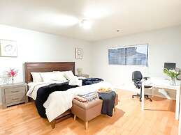 Sunnyvale 3B2b Super Big House
