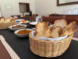 Watawala Tea Plantation Bungalow