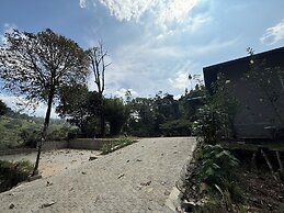Watawala Tea Plantation Bungalow