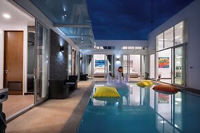 Sky - 4BR Private Villa in Phuket