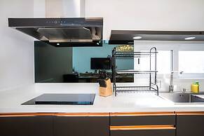 Sky - 4BR Private Villa in Phuket