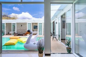 Sky - 4BR Private Villa in Phuket