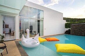 Sky - 4BR Private Villa in Phuket